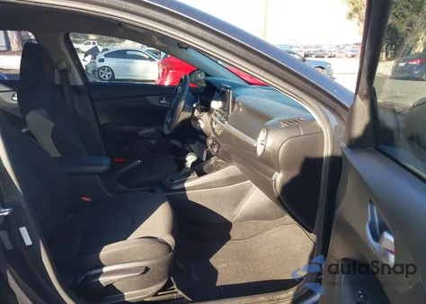 2019 Kia Forte Fe z USA, uszkodzony, nr VIN 3KPF24AD5KE006755